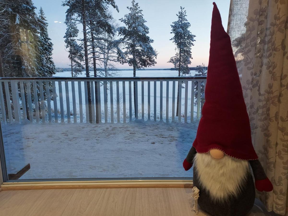 Villa Sirius Sieri, Nice Log-Cottage By The Lake Rovaniemi Exteriör bild