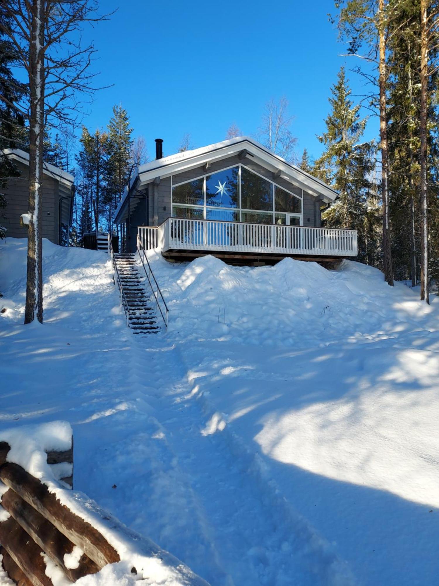 Villa Sirius Sieri, Nice Log-Cottage By The Lake Rovaniemi Exteriör bild